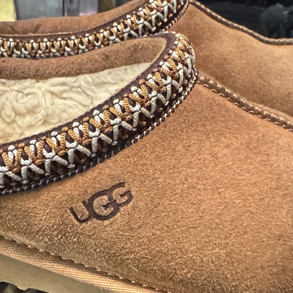 UGG Tasman II Kids Chestnut Slippers with Patterned Trim - Size 3 - Picture 11 of 11